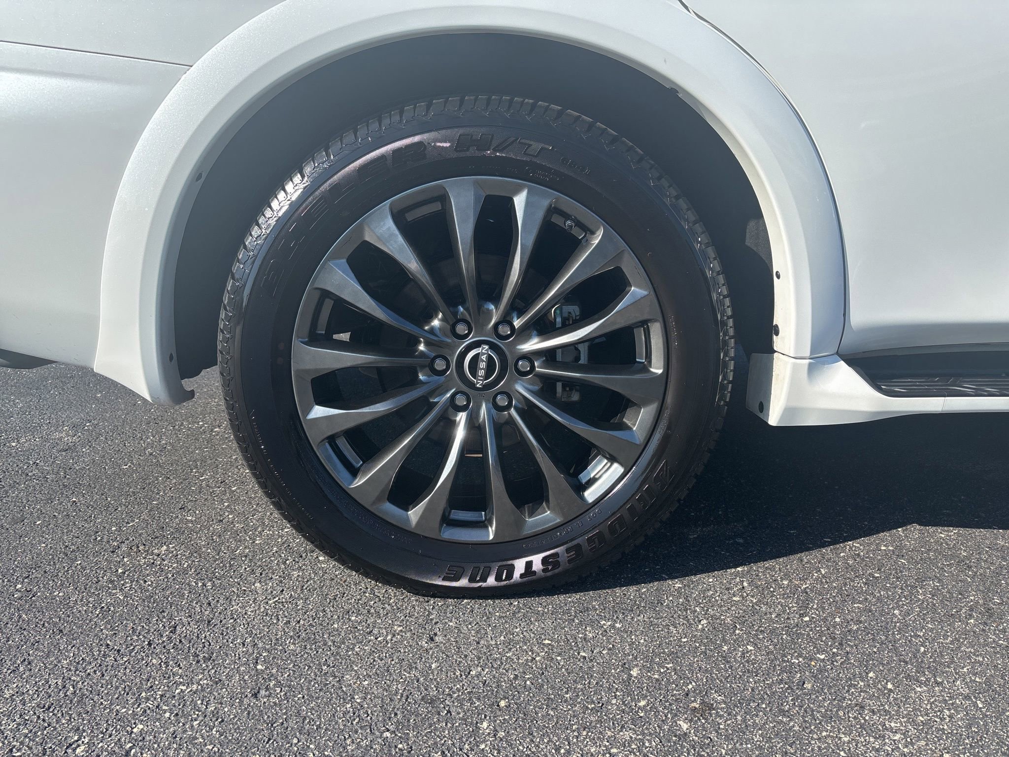 Used 2024 Nissan Armada Platinum w/ Captain's Chairs Package image 2