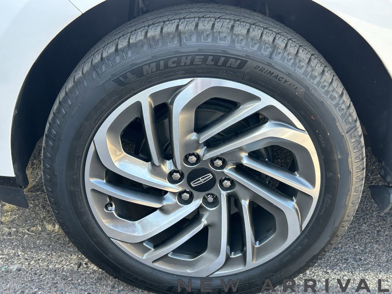 Used 2019 Lincoln Navigator L Reserve AWD/4WD image 3