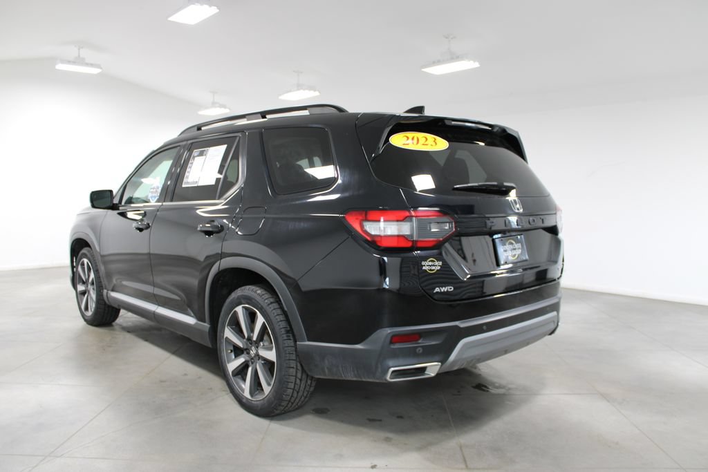 Used 2023 Honda Pilot Touring image 7