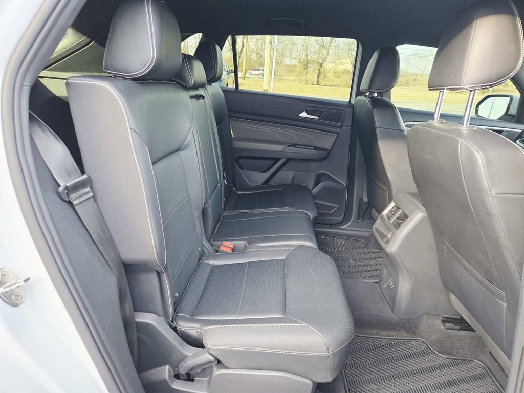 Used 2021 Volkswagen Atlas Cross Sport SE image 14