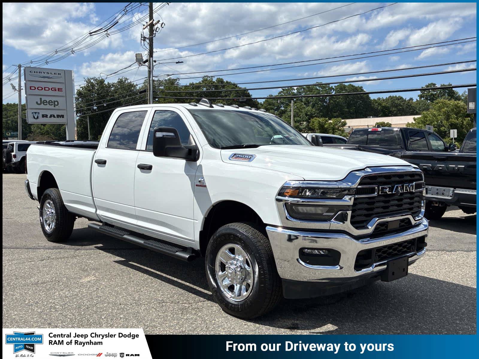 Used 2025 RAM 2500 Tradesman AWD/4WD image 1
