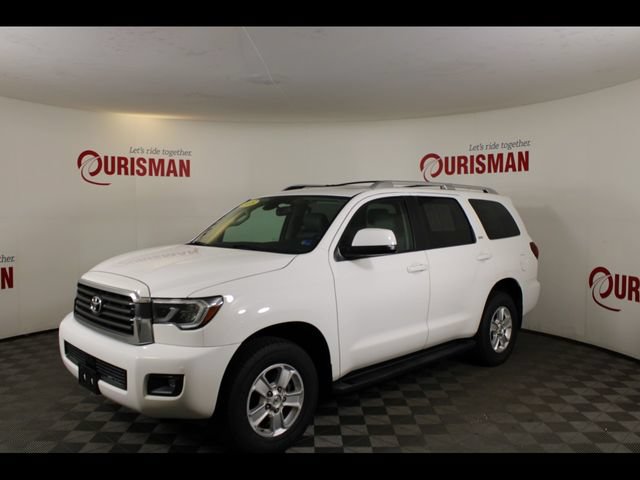Used 2018 Toyota Sequoia SR5 w/ Premium Package AWD/4WD image 3