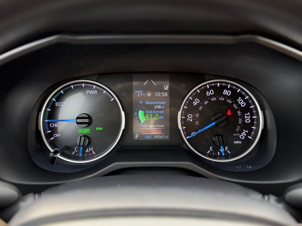 Used 2021 Toyota RAV4 XLE image 14