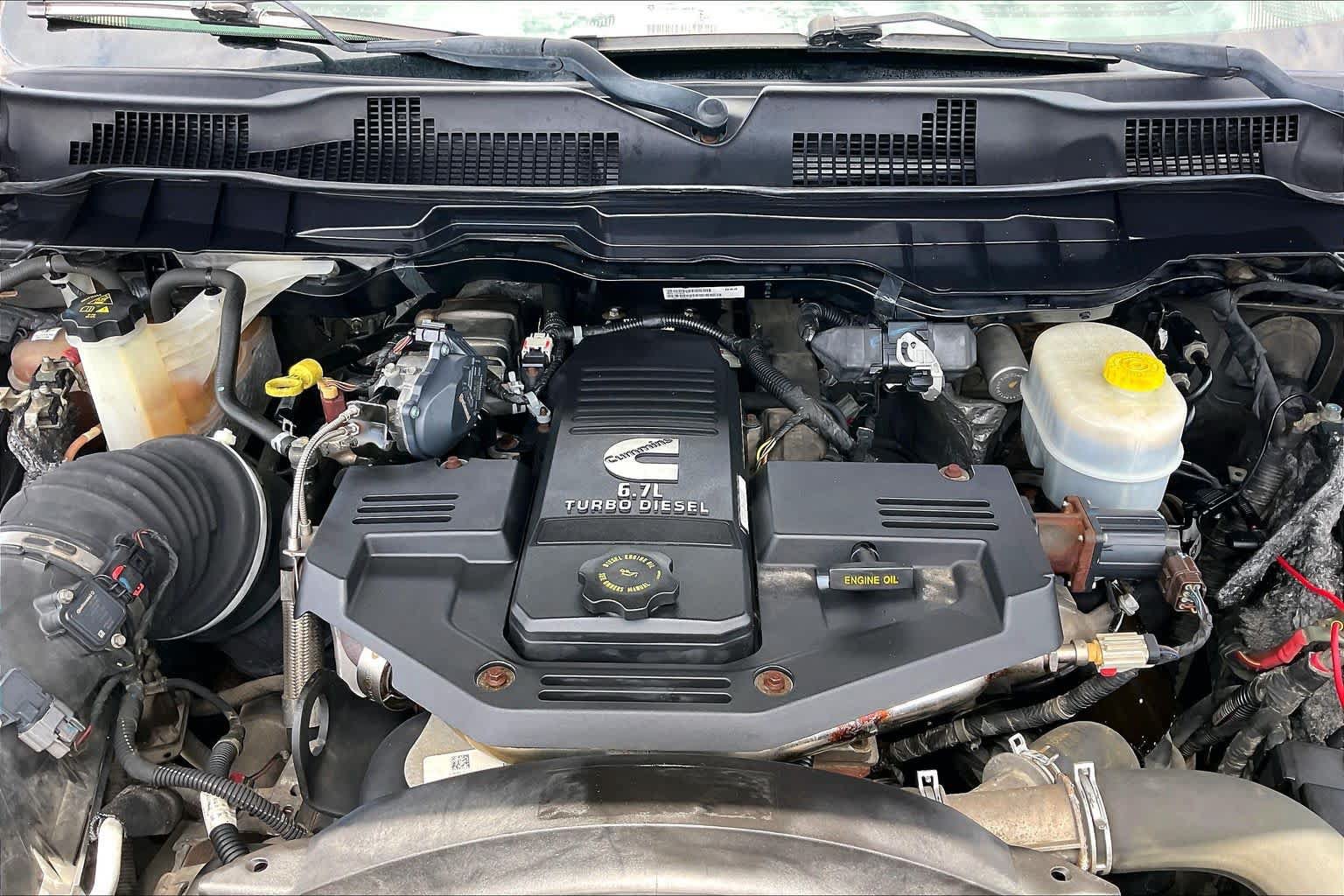 Used 2014 RAM 2500 Laramie w/ Black Appearance Group AWD/4WD image 28