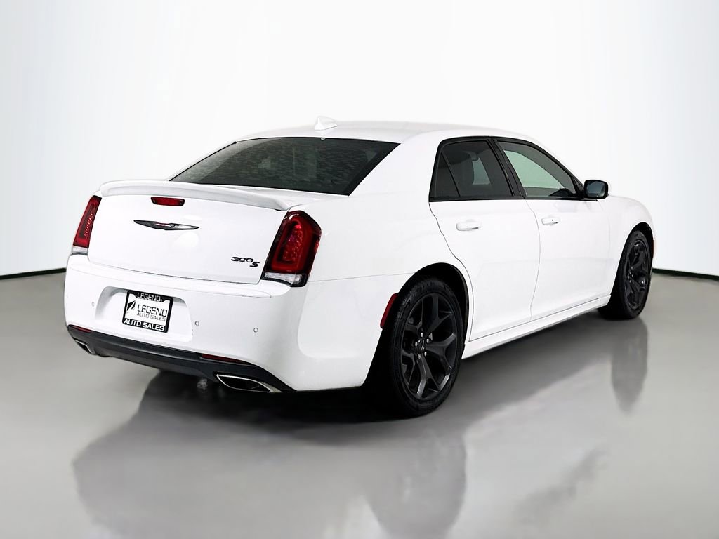 Used 2021 Chrysler 300 S w/ S Model Appearance Package RWD image 5