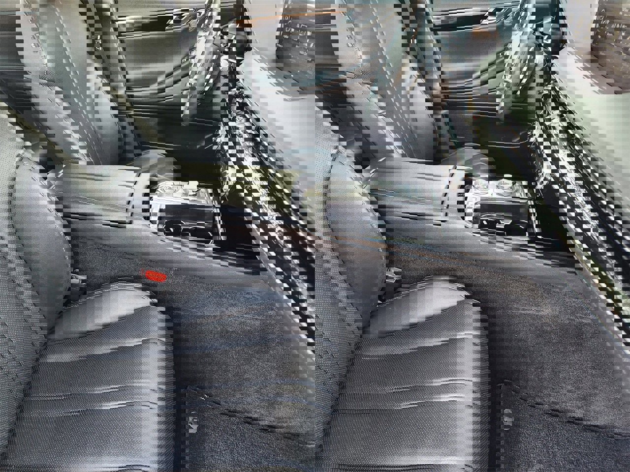 Used 2023 Genesis G80 2.5T image 13