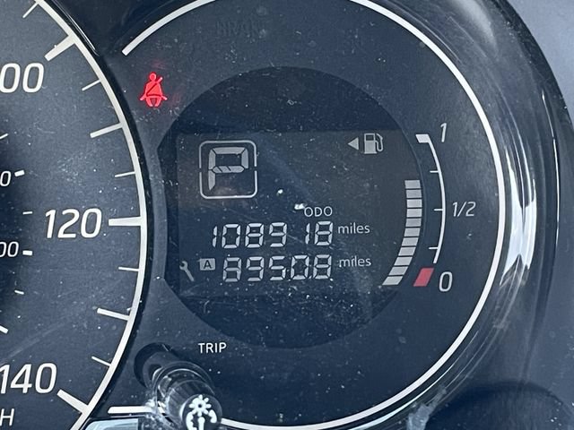 Used 2018 Nissan Versa Note SV FWD image 16