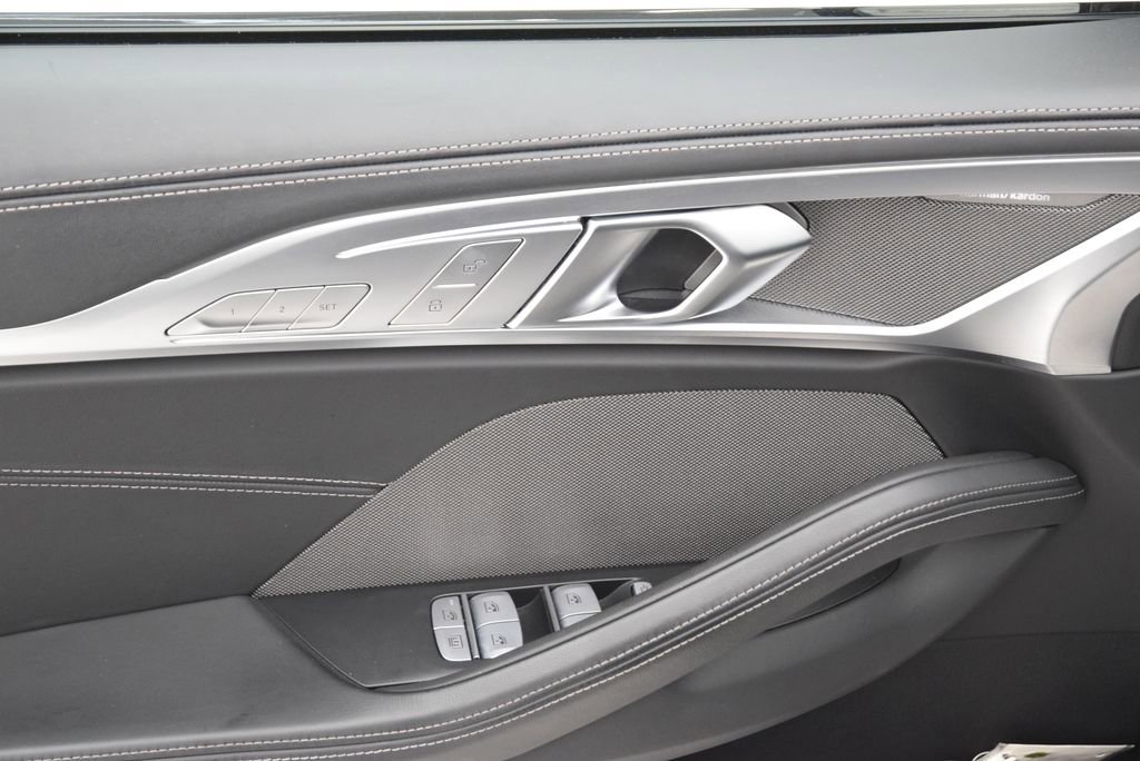 Used 2025 BMW M850i xDrive image 23