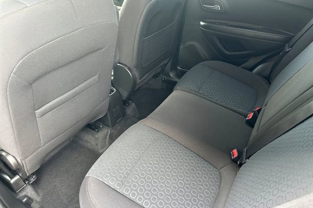 Used 2020 Chevrolet Trax LS w/ Tint and Cruise Package image 15