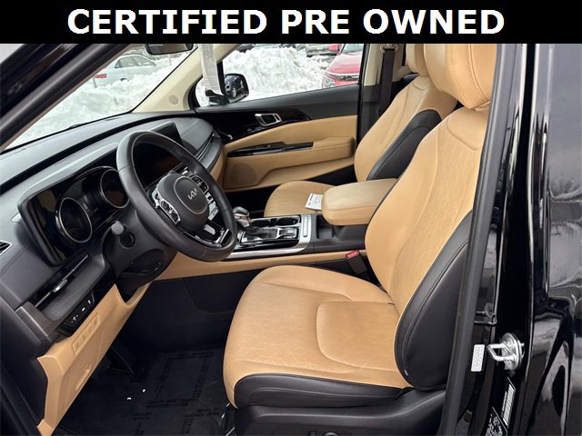 Certified 2024 Kia Carnival EX image 14