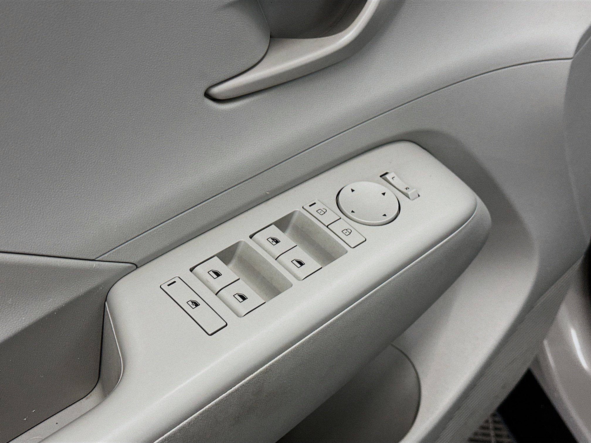 Used 2025 Hyundai Kona SEL image 15