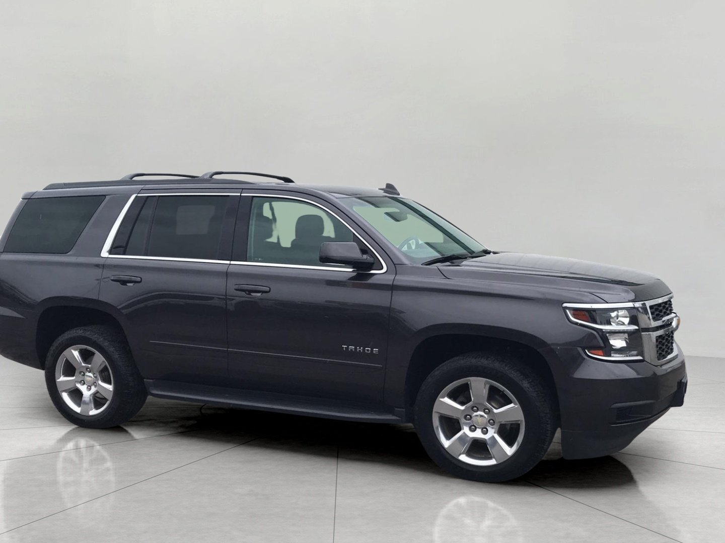Used 2017 Chevrolet Tahoe LS w/ All-Season Package AWD/4WD video 1