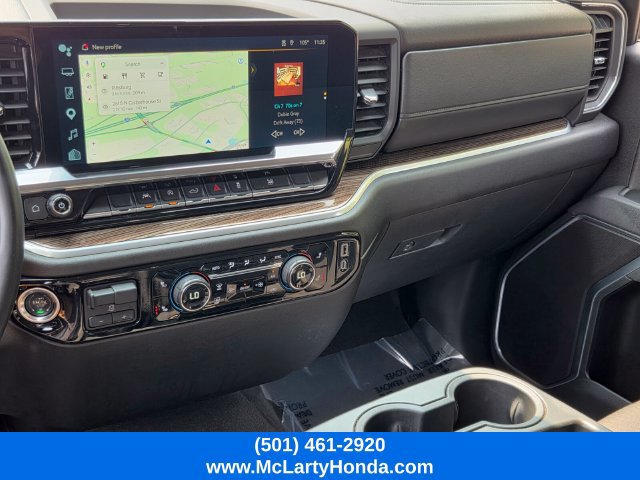 Used 2025 Chevrolet Silverado 1500 LT AWD/4WD image 24
