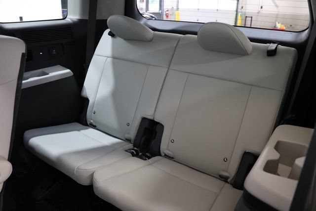 Used 2025 Hyundai Santa Fe Calligraphy FWD image 32