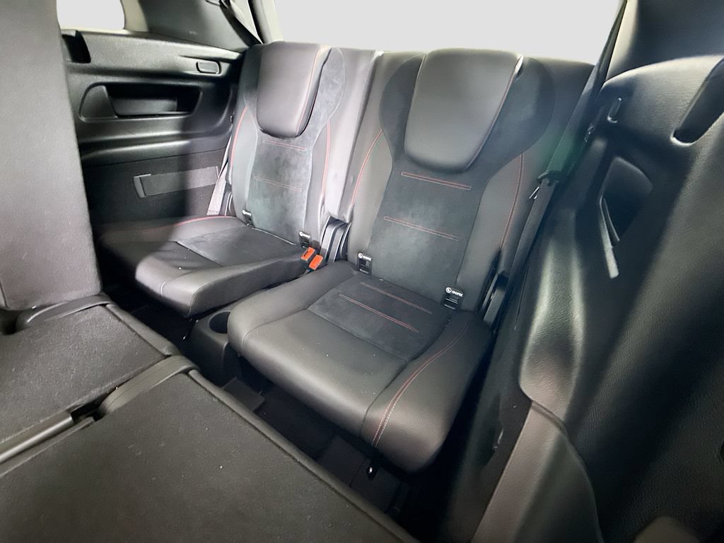 Certified 2024 Mercedes-Benz GLB 250 image 23