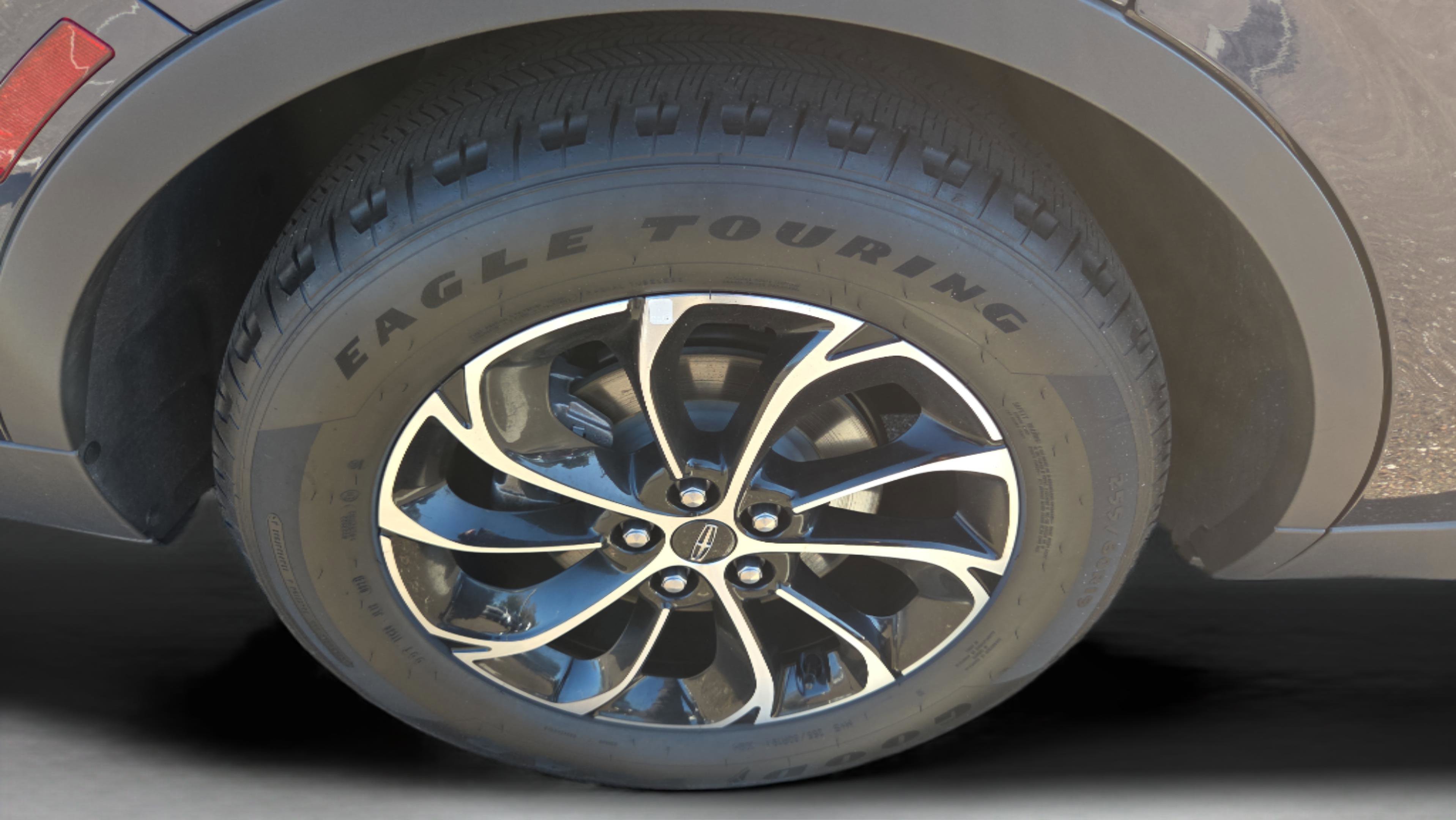 Used 2024 Lincoln Nautilus Premier w/ Equipment Group 102A image 24