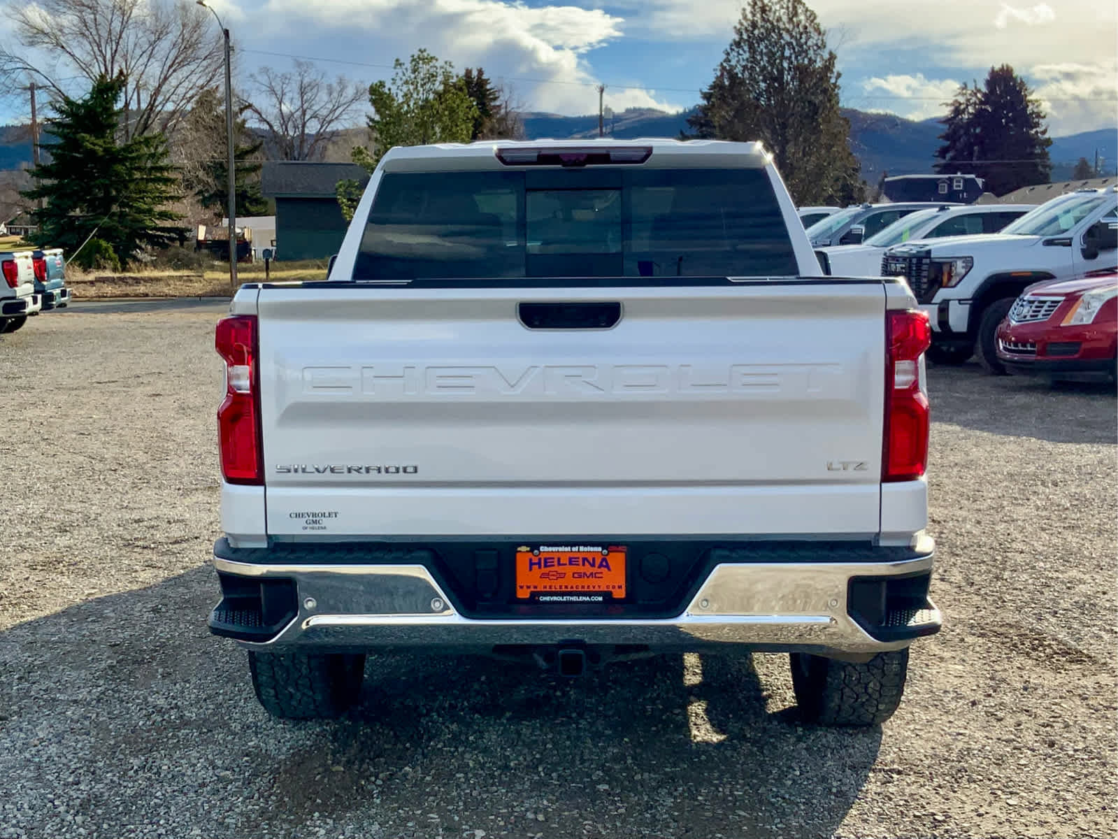 Used 2022 Chevrolet Silverado 1500 LTZ w/ LTZ Premium Package image 4