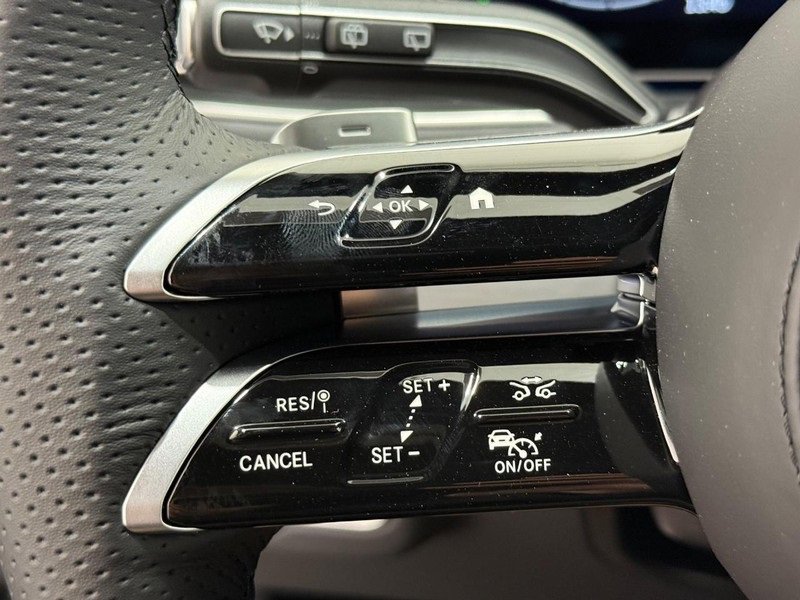 New 2026 Mercedes-Benz GLS 450 4MATIC image 11