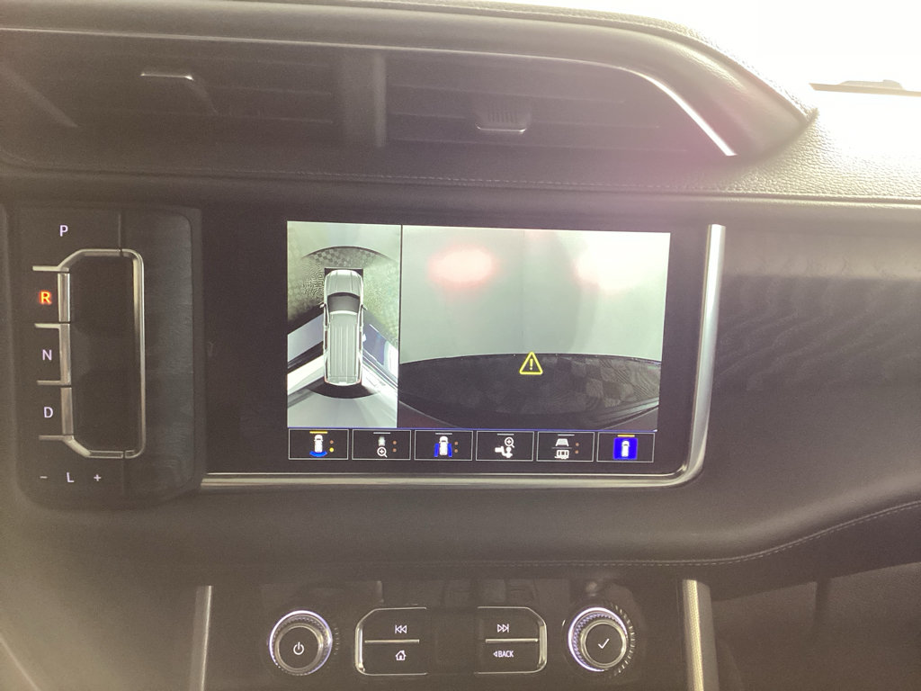 Used 2022 GMC Yukon XL Denali AWD/4WD image 29