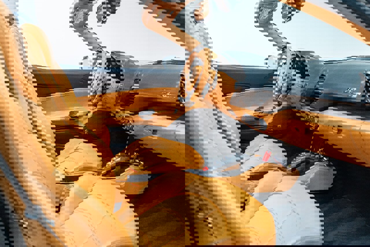 Used 2018 Ferrari 488 Spider image 49