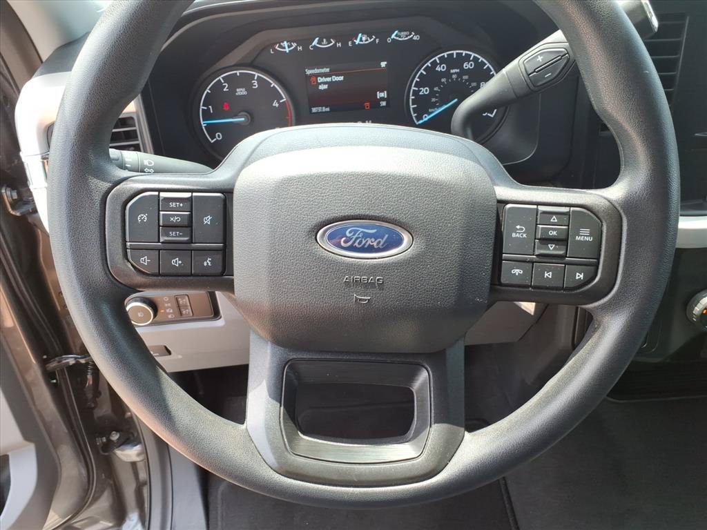 Used 2025 Ford F250 XLT AWD/4WD image 23