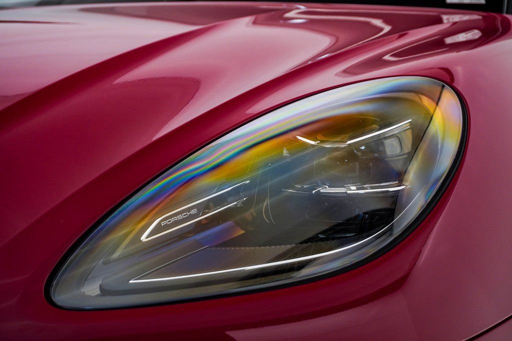 Certified 2024 Porsche Macan w/ Premium Plus Package image 7