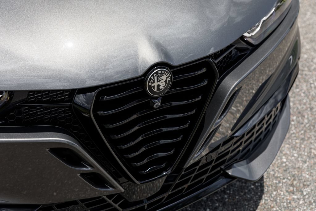 New 2026 Alfa Romeo Tonale w/ Active Assist Package AWD/4WD image 41