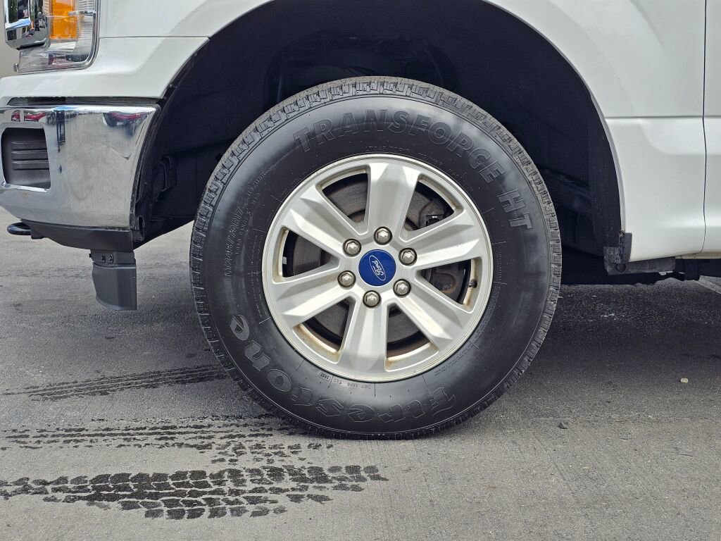 Used 2019 Ford F150 XLT w/ Trailer Tow Package image 9