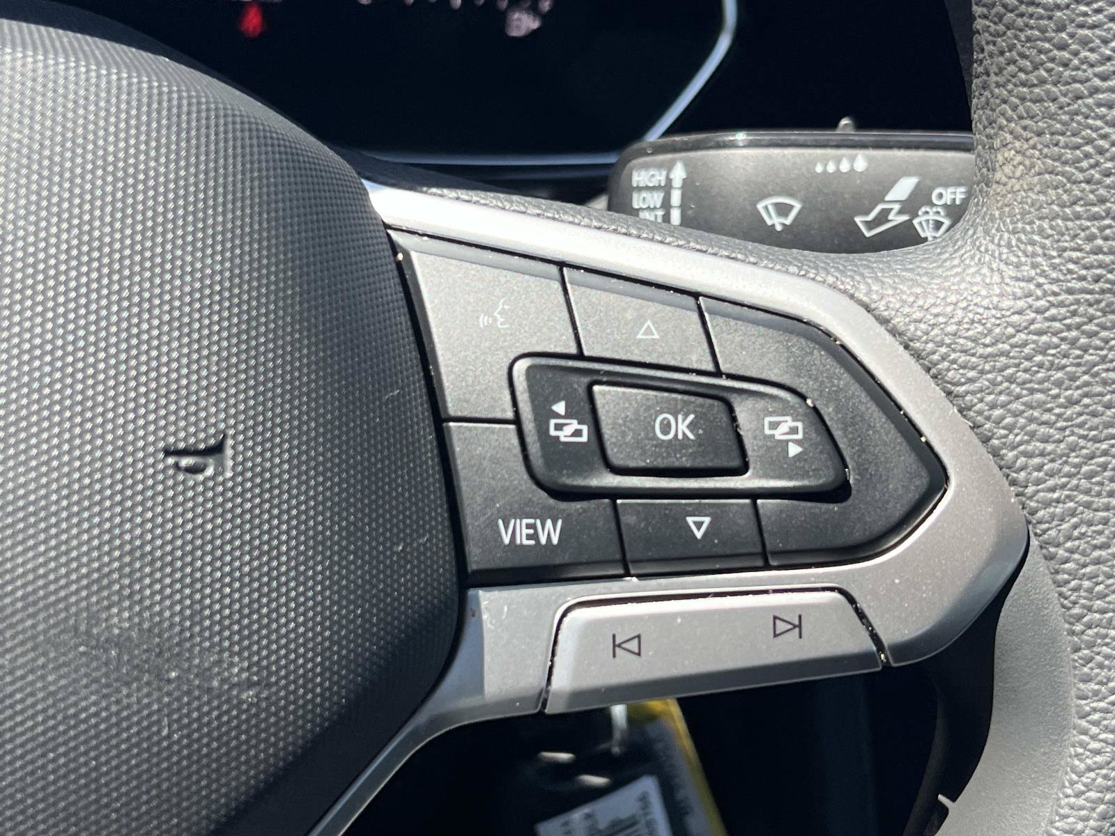 Certified 2023 Volkswagen Jetta S FWD image 10