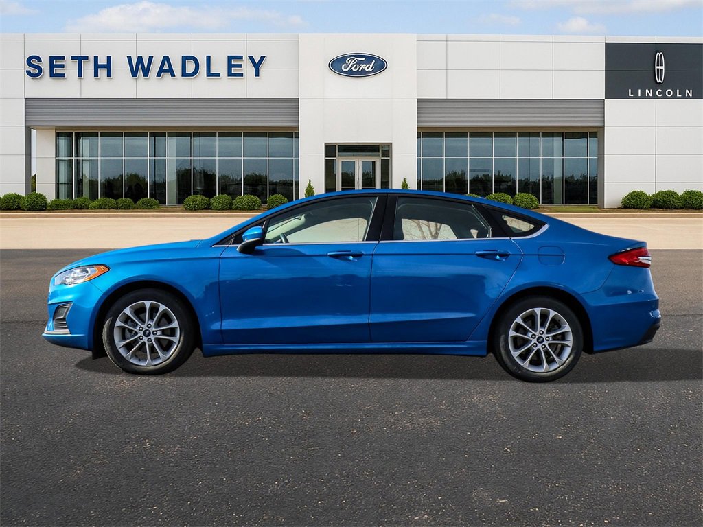 Used 2020 Ford Fusion SE image 4