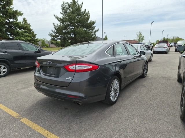 Used 2015 Ford Fusion SE w/ Equipment Group 202A FWD image 5