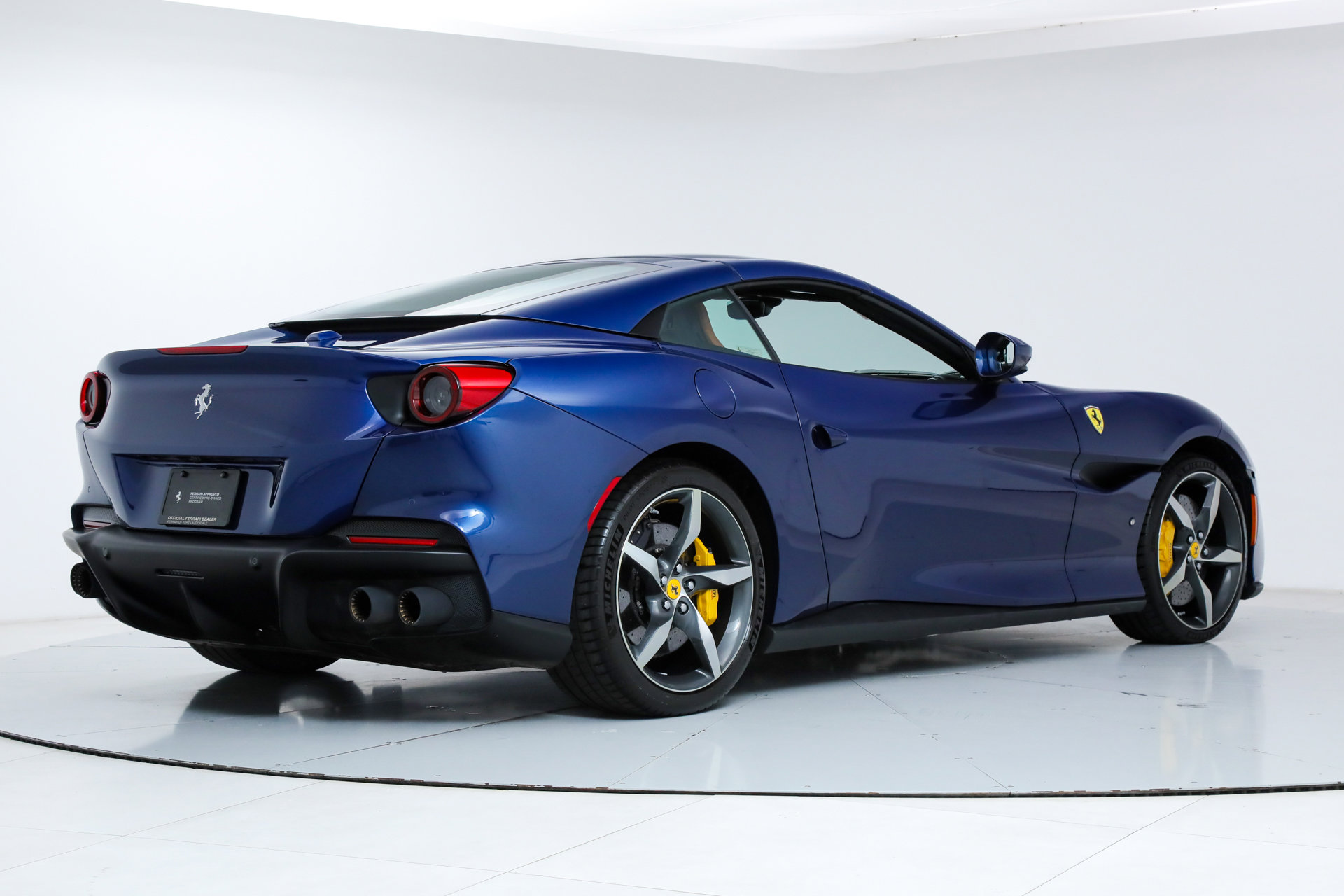 Certified 2023 Ferrari Portofino M image 40