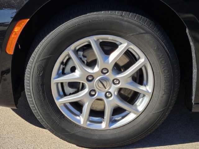 Certified 2024 Chrysler Pacifica Touring-L FWD image 10