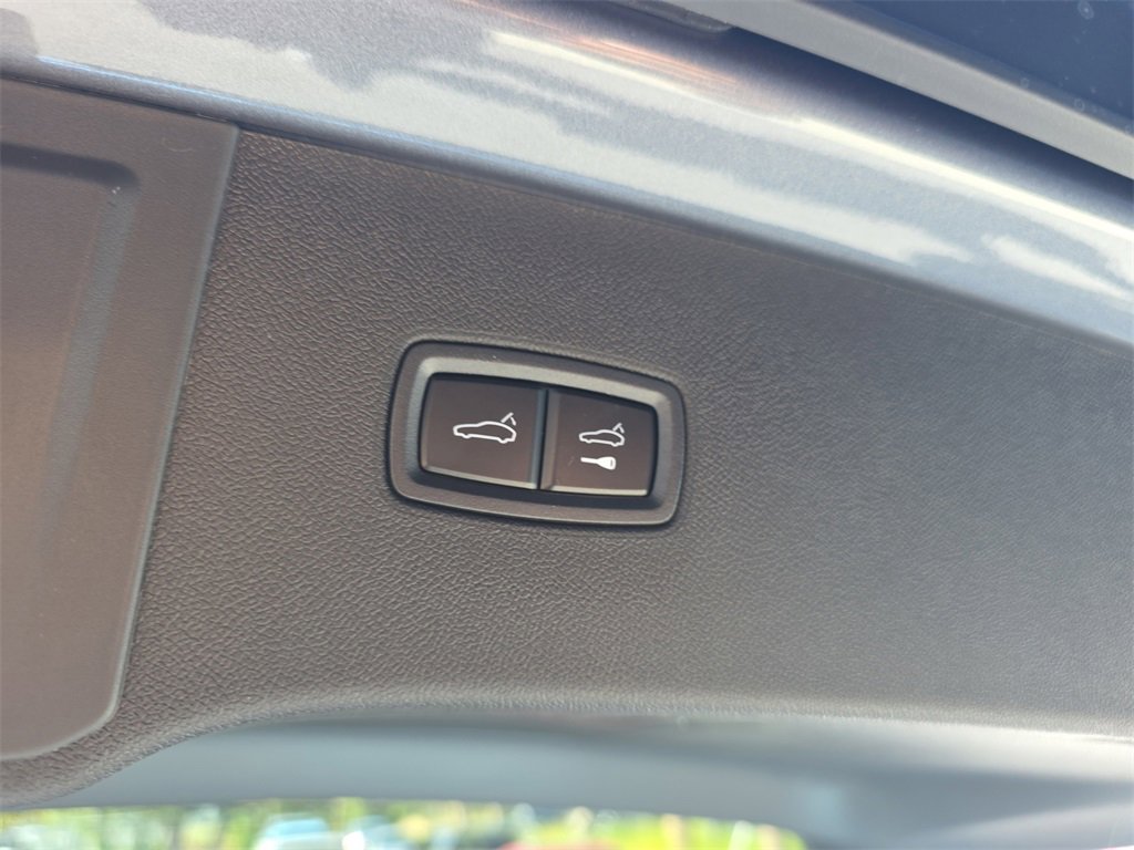 New 2026 Porsche Cayenne image 18