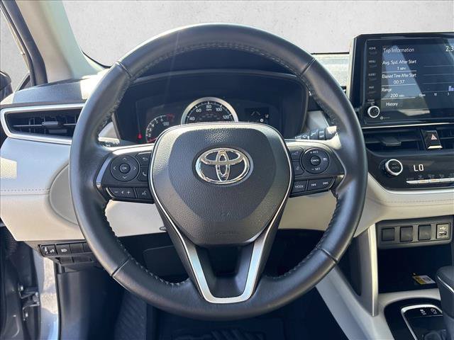 Certified 2022 Toyota Corolla Cross LE FWD image 17