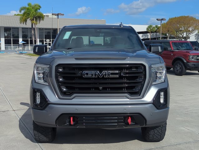 Used 2020 GMC Sierra 1500 AT4 w/ AT4 Premium Package image 2