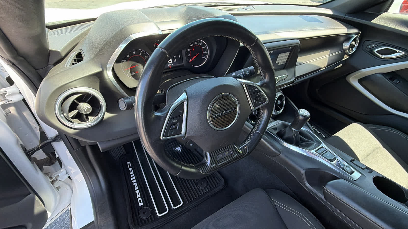 Used 2017 Chevrolet Camaro LT w/ RS Package RWD image 10