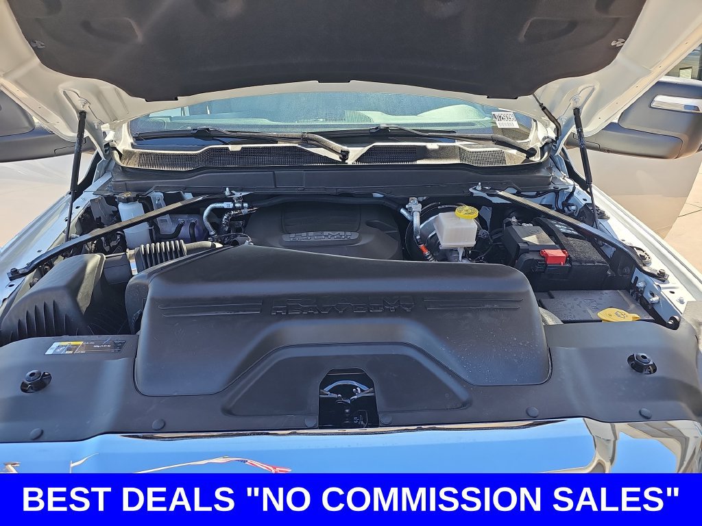 New 2026 RAM 2500 Tradesman w/ Chrome Appearance Group AWD/4WD image 31