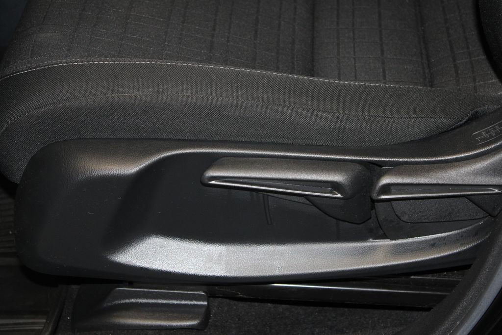 Certified 2023 Honda HR-V LX image 14