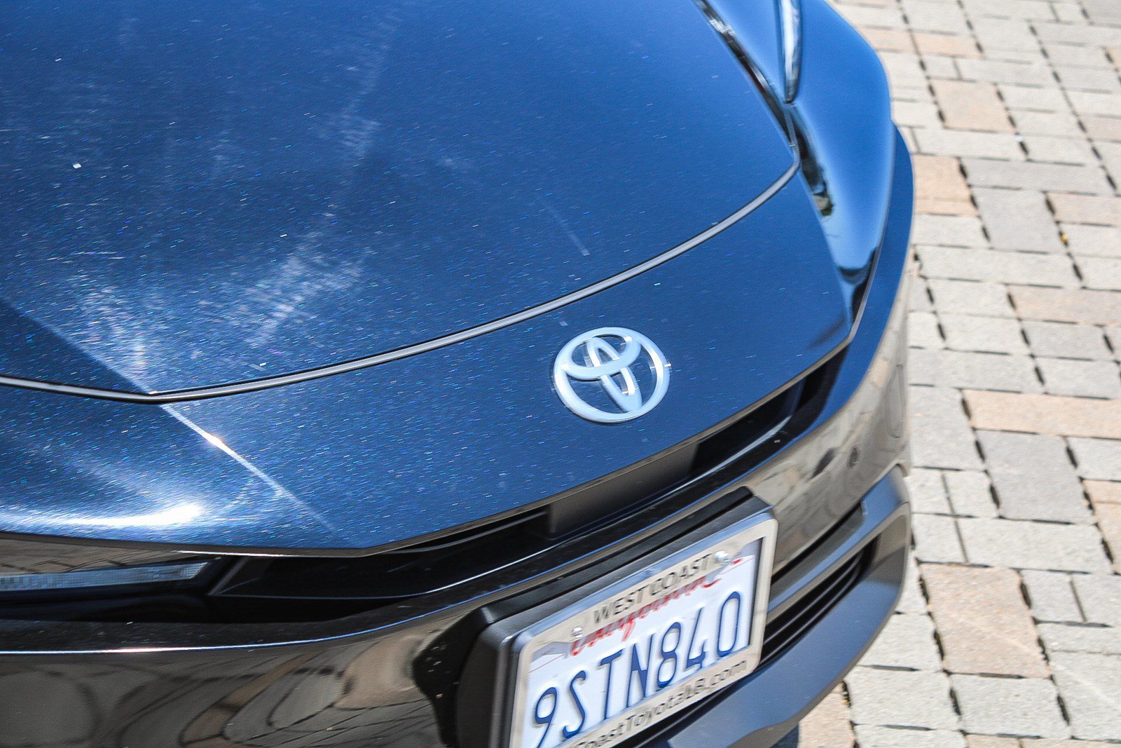 Certified 2025 Toyota Prius LE AWD/4WD image 6