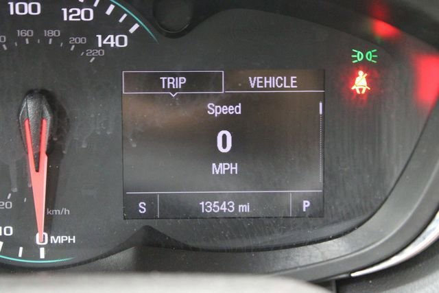 Used 2019 Chevrolet Trax LT w/ LT Convenience Package image 39