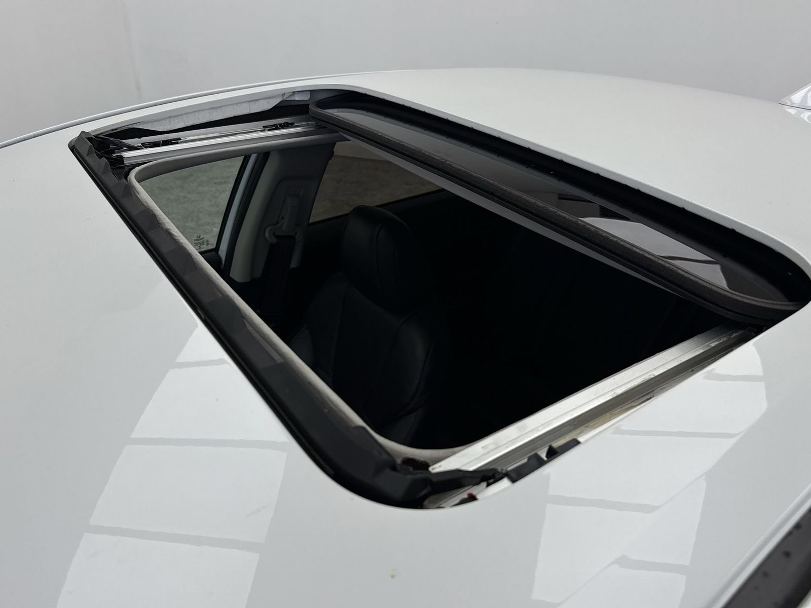 Used 2022 Honda Insight Touring image 38