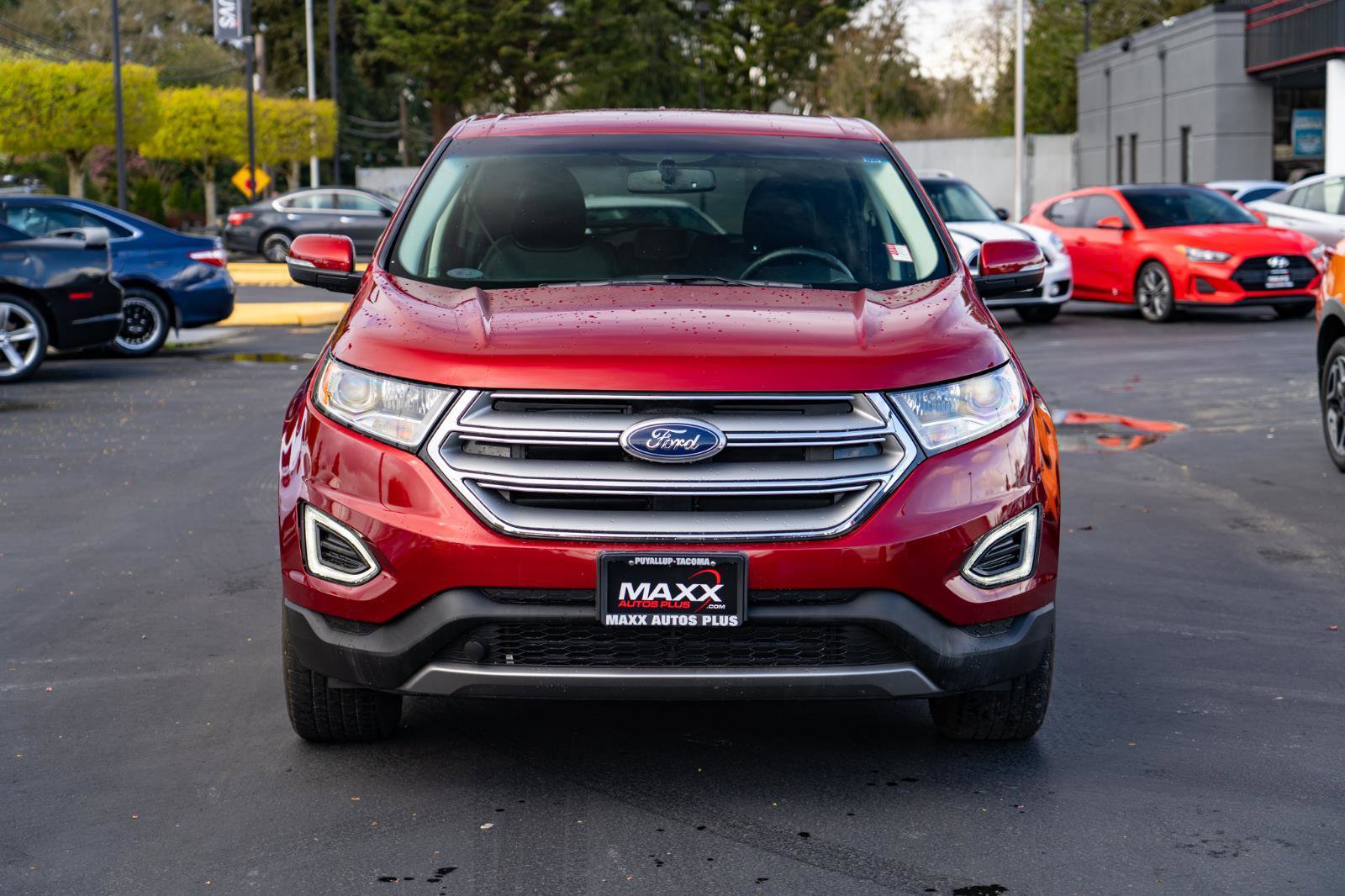 Used 2018 Ford Edge SEL w/ Equipment Group 201A AWD/4WD image 3