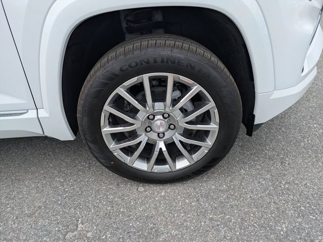 New 2026 GMC Terrain Denali w/ LPO, Floor Liner Package AWD/4WD image 12