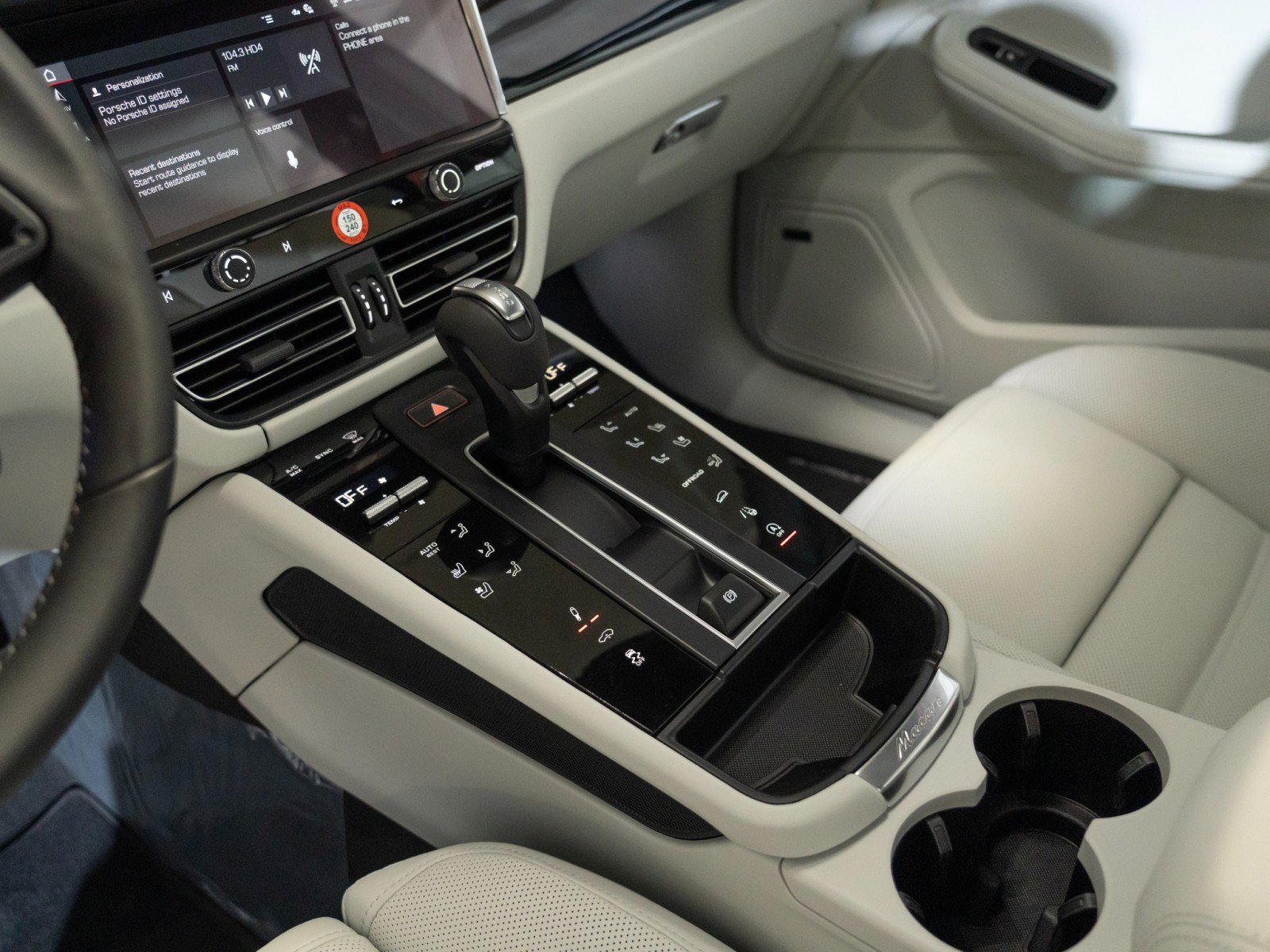 New 2026 Porsche Macan S AWD/4WD image 22