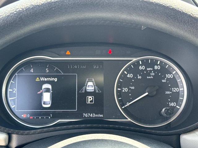 Certified 2022 Nissan Versa SV w/ Trunk Package FWD image 27