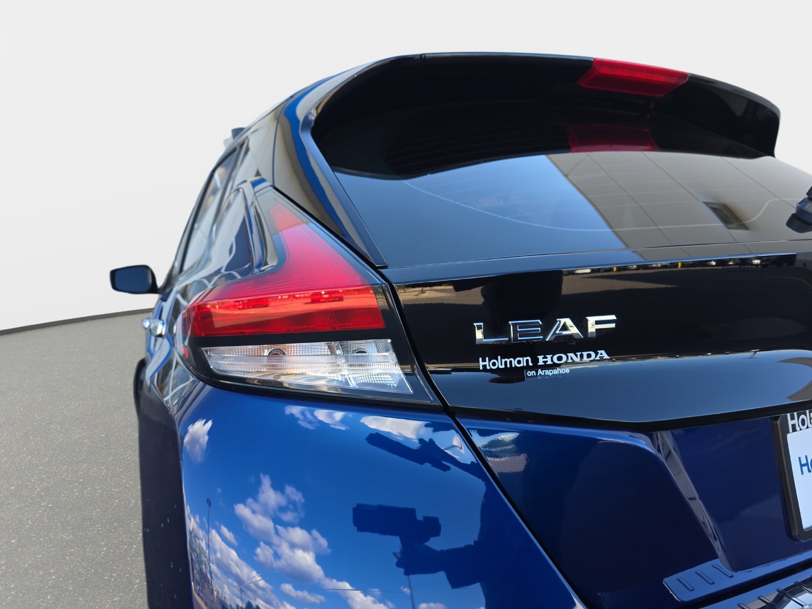 Used 2022 Nissan Leaf SV FWD image 35