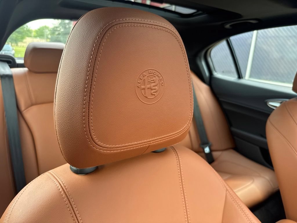 Used 2022 Alfa Romeo Giulia Ti AWD/4WD image 68