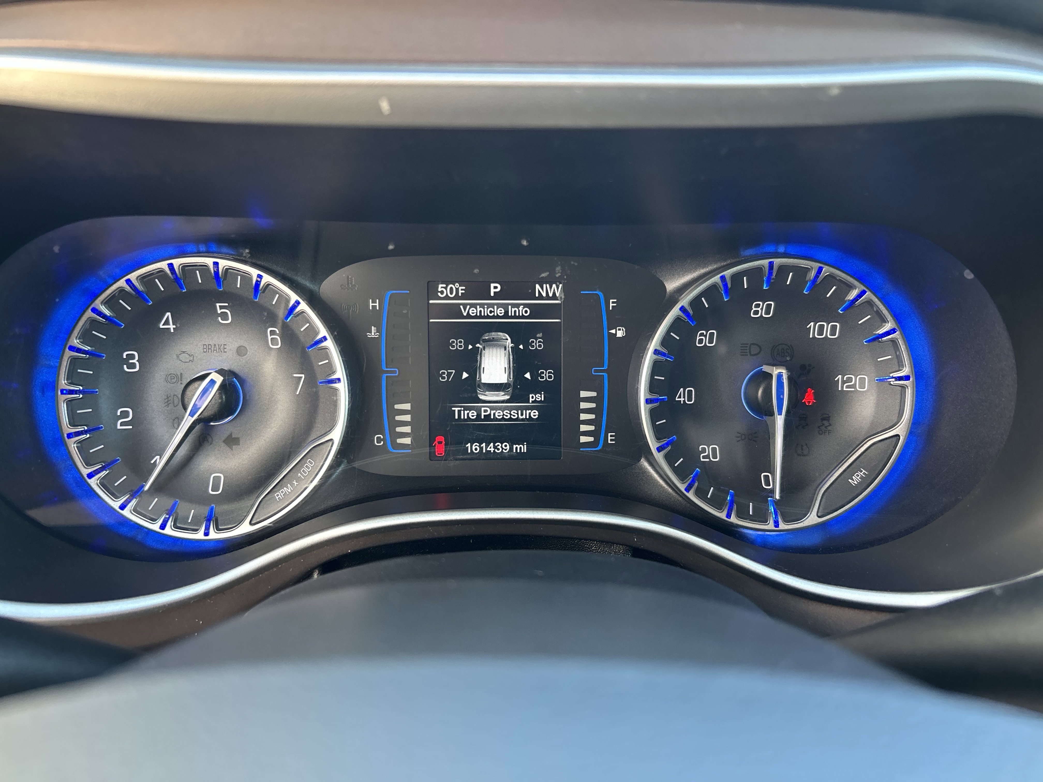 Used 2017 Chrysler Pacifica Touring w/ Tire & Wheel Group image 23