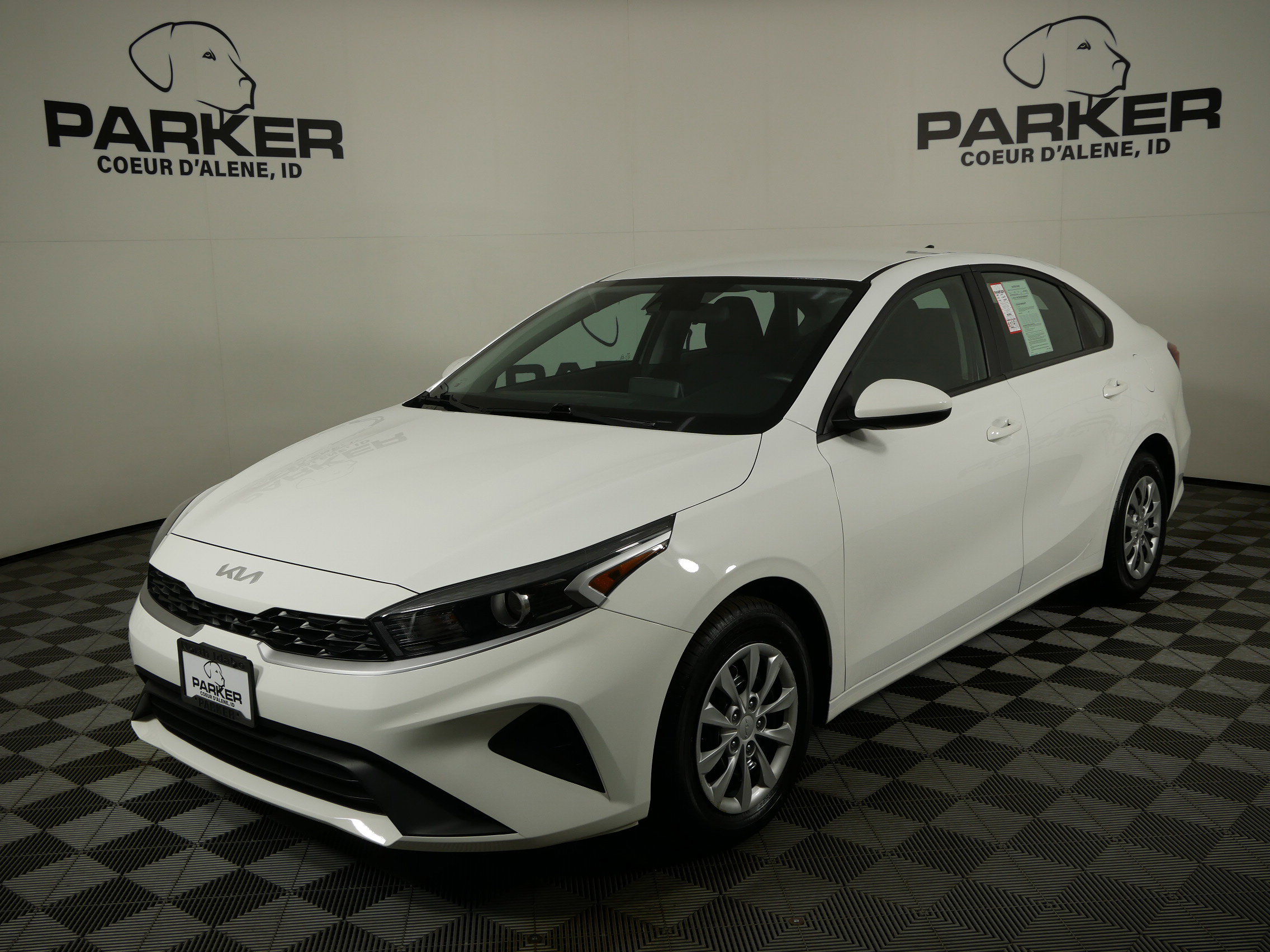 Used 2024 Kia Forte LX FWD image 1